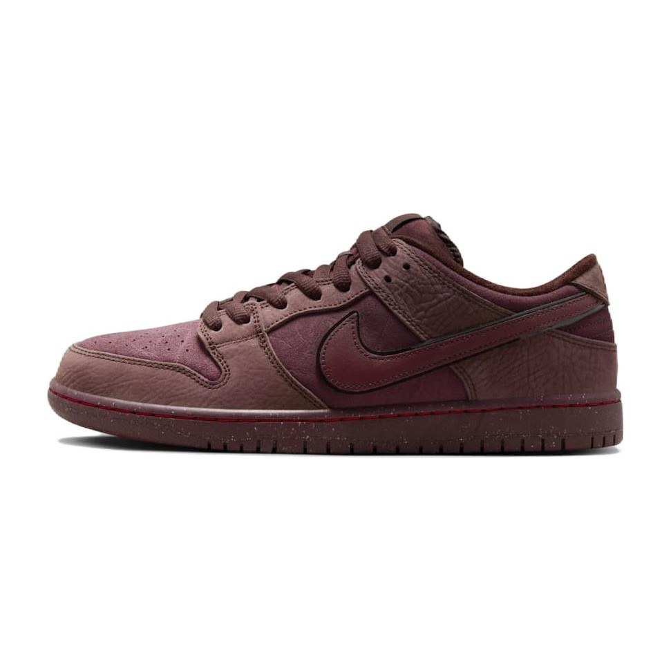 Nike Dunk SB "Burgundy Crush" Valentines