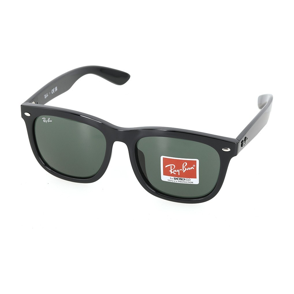 Ray-Ban