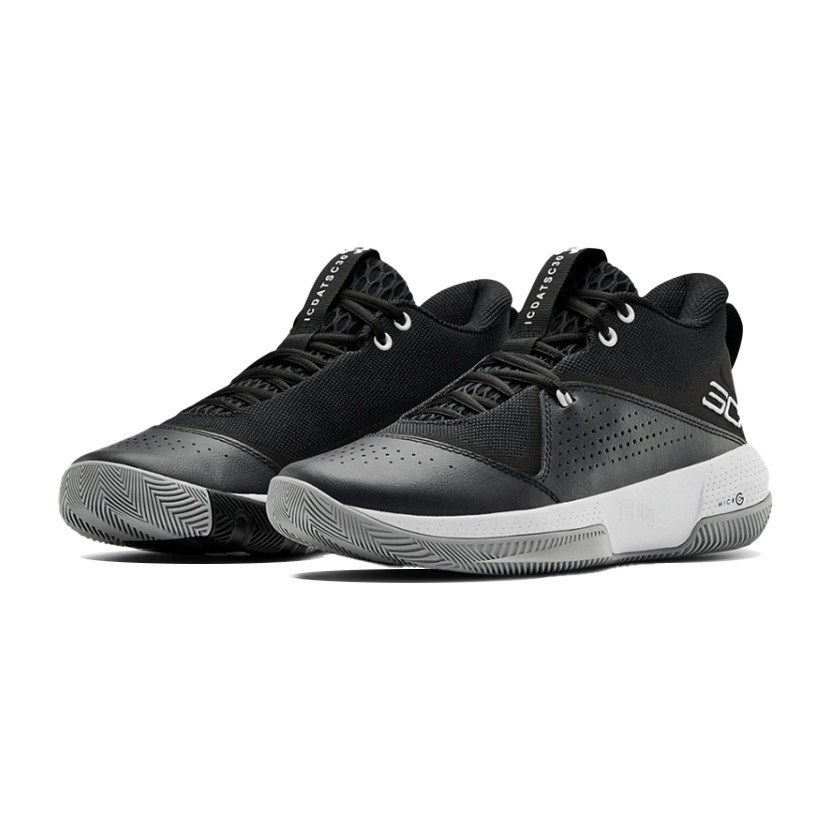 Under Armour SC 3ZER0 IV