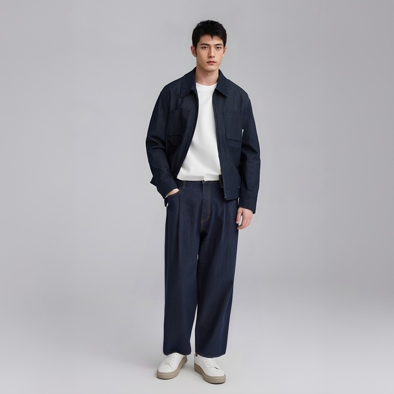 Levi's