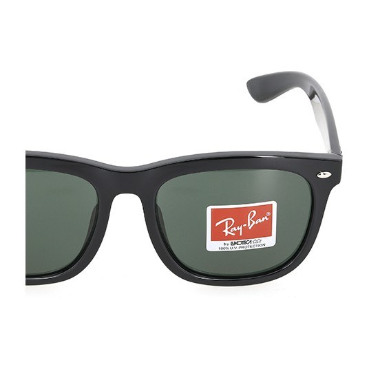 Ray-Ban