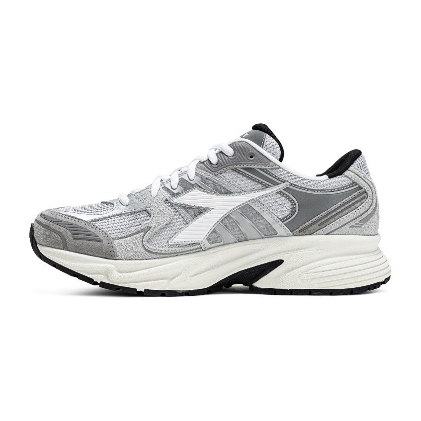 Diadora Mythos Star
