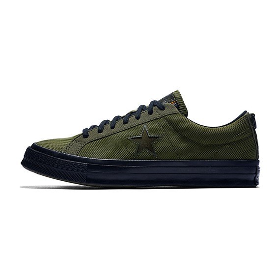 Carhartt WIP x Converse One Star Low Military Green