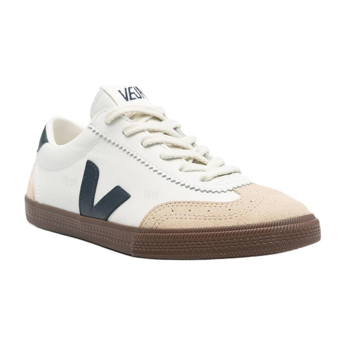 VEJA Volley Low White