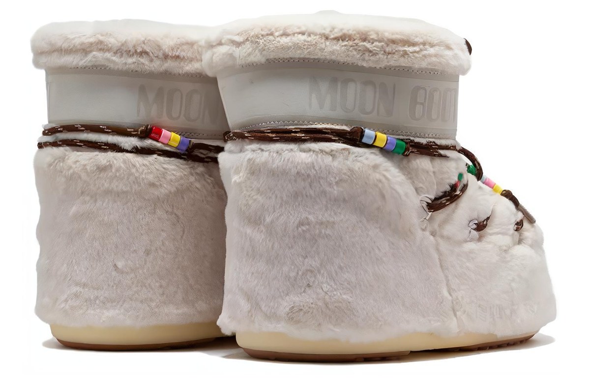 Moon Boot Beige Snow Boots