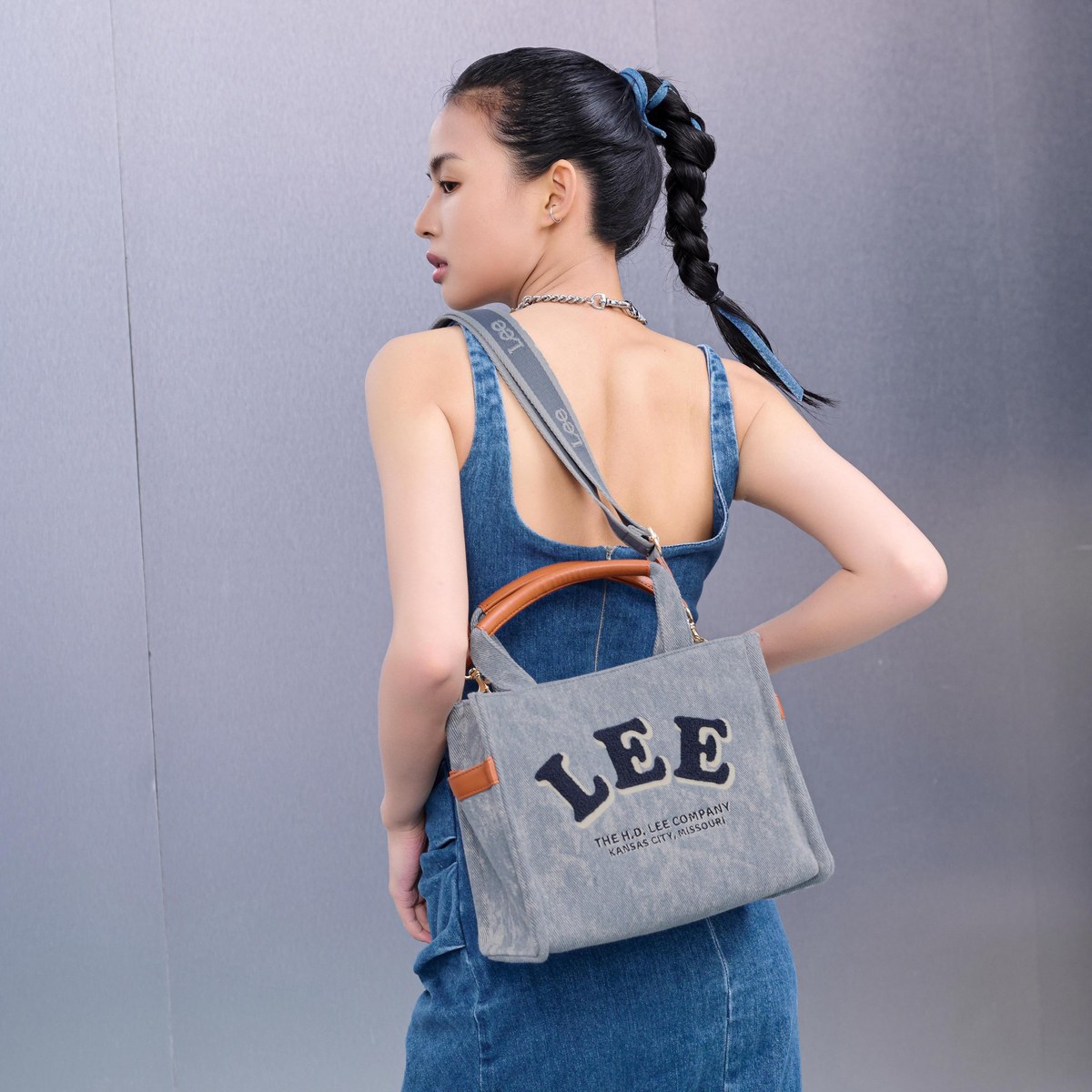 Lee Washed Grey Tote Bag