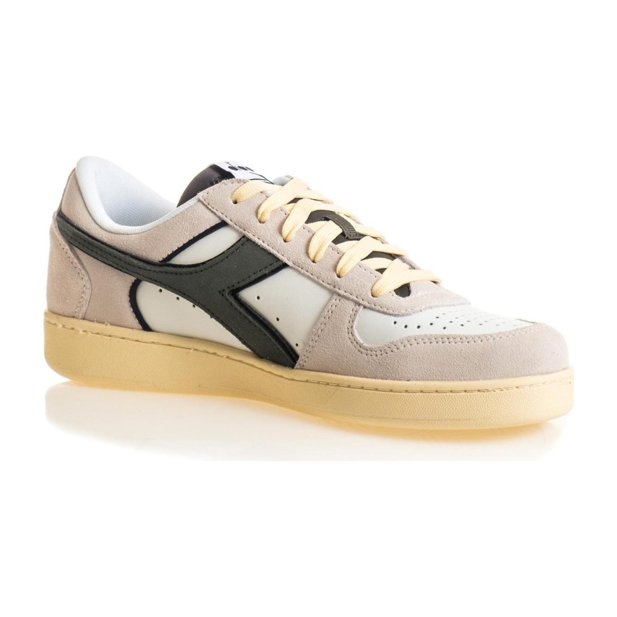 Diadora