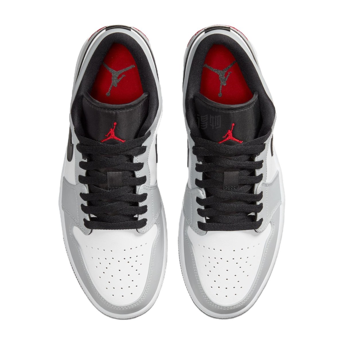 Jordan Air Jordan 1 "Light Smoke Grey"