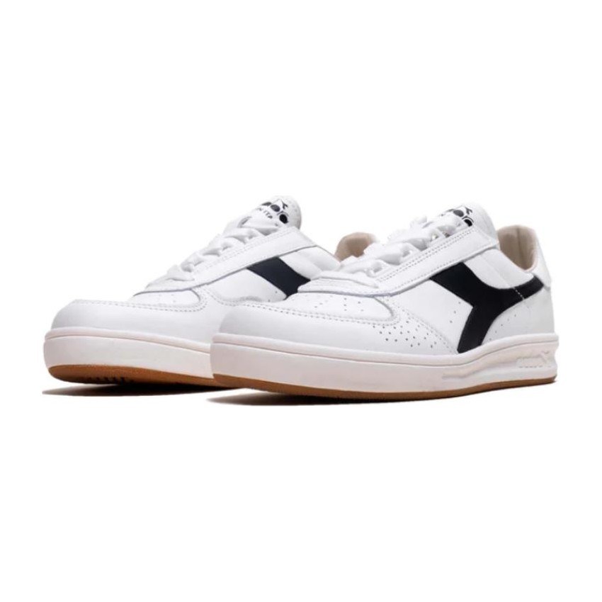Diadora