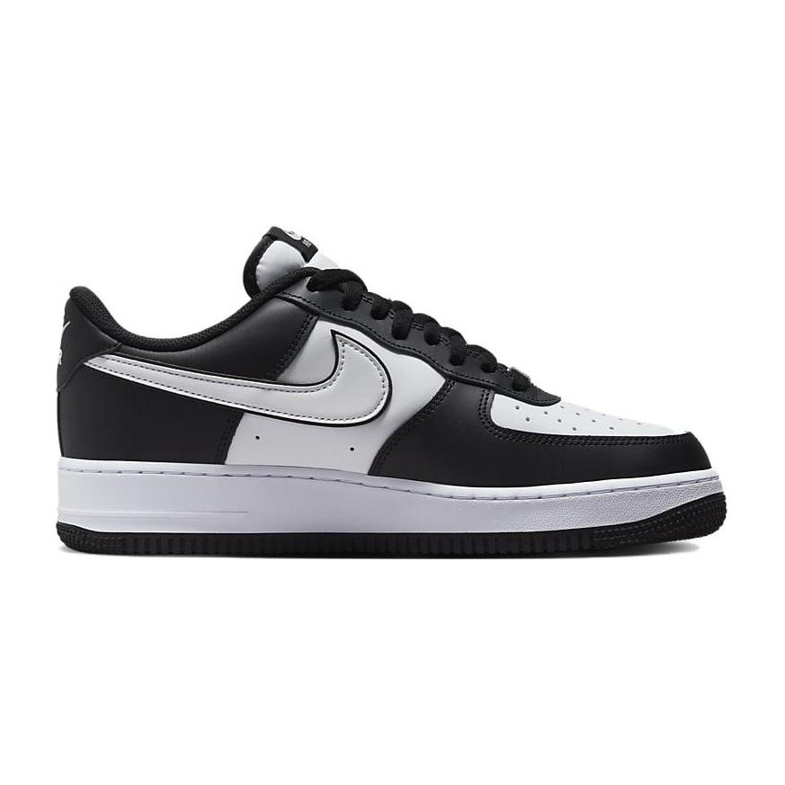 Nike Air Force 1 "Panda"