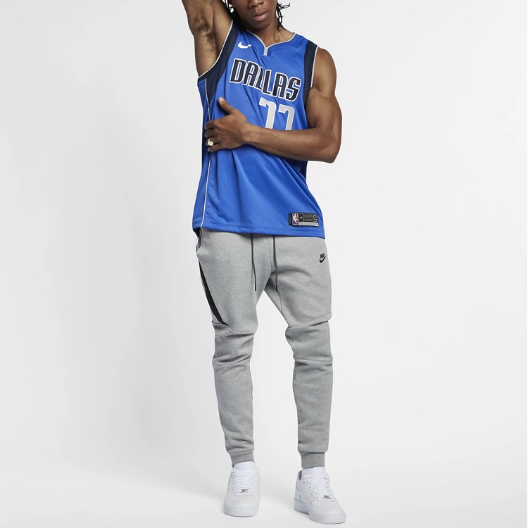 Nike NBA Jersey Luka Doncic Mavericks 77 Blue