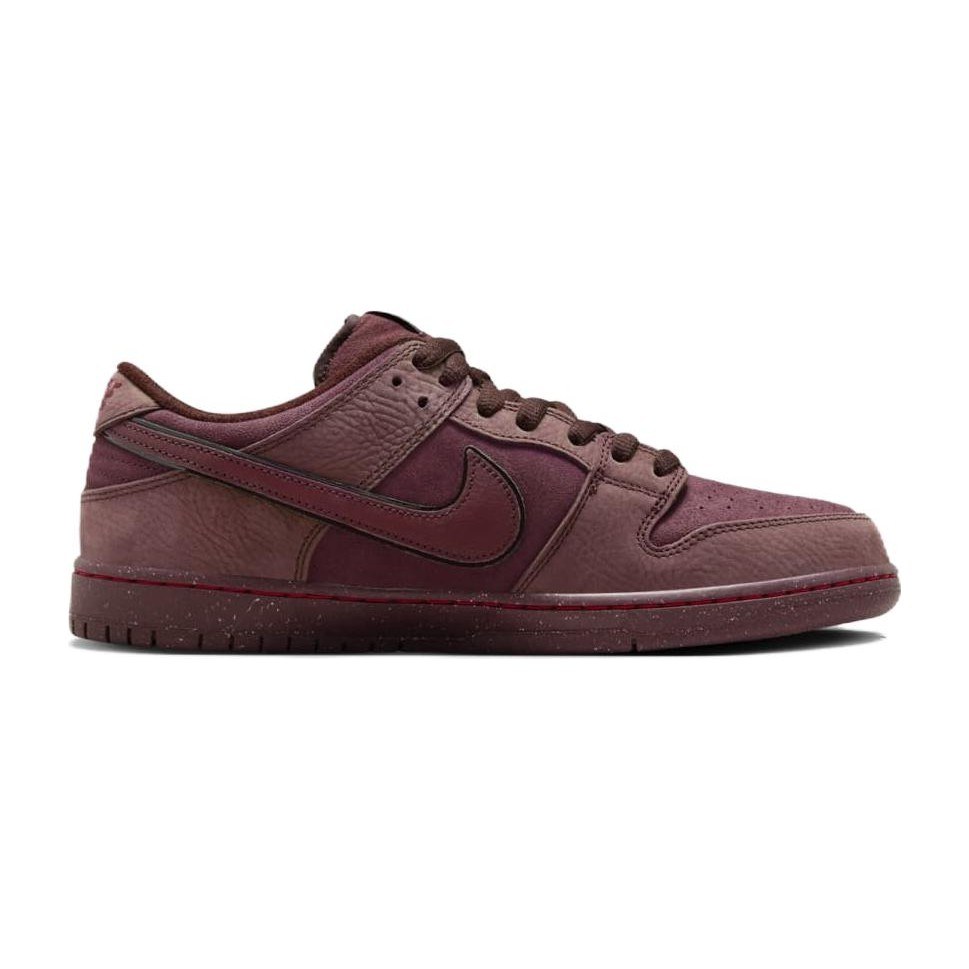Nike Dunk SB "Burgundy Crush" Valentines