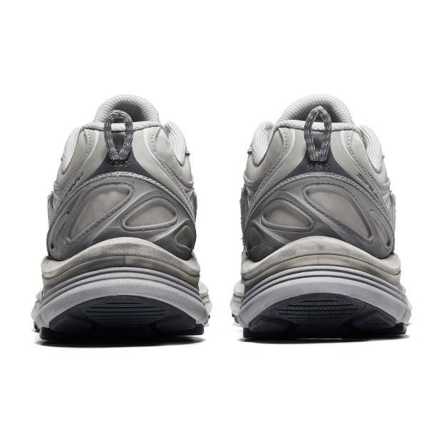 COSTS x Saucony Kinvara 4 RE