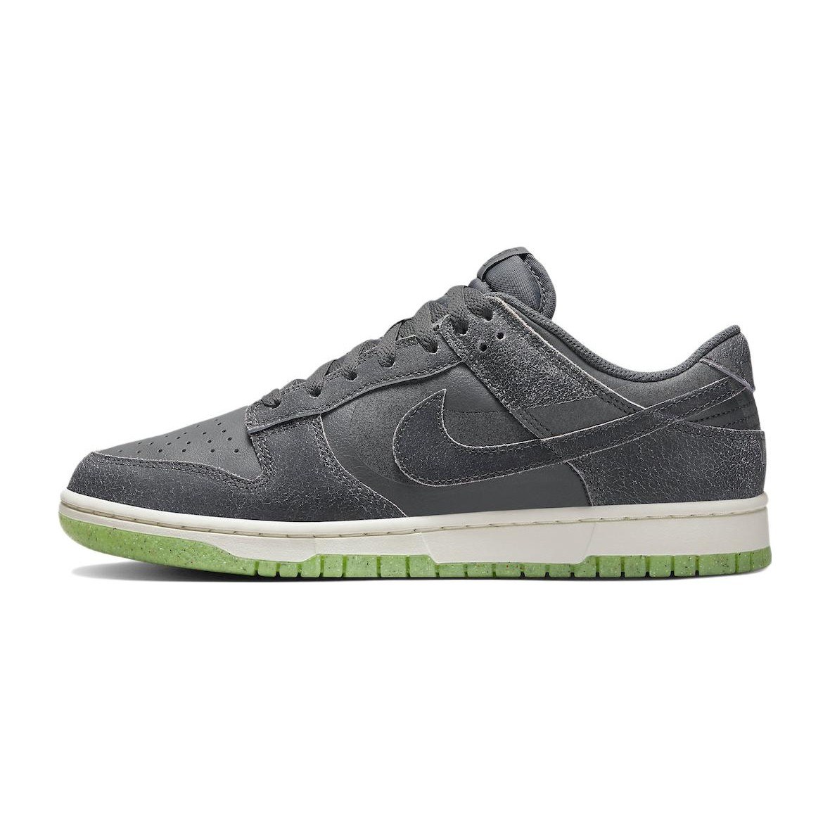 Nike Dunk Low PRM "Halloween"