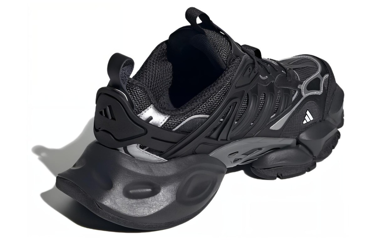adidas Vento XLG Deluxe Black