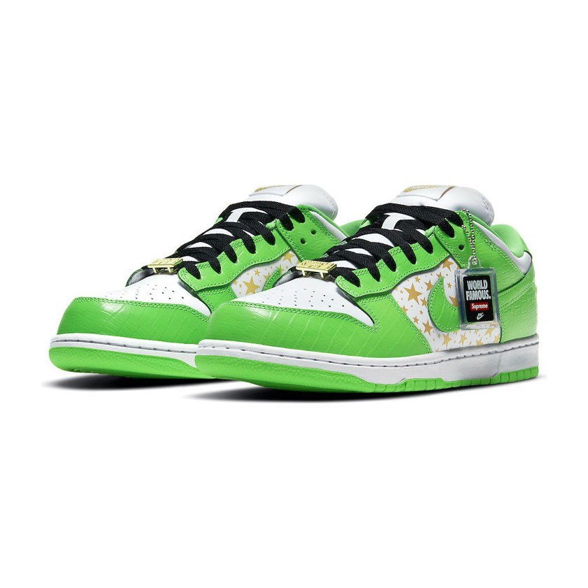 Supreme x Nike Dunk SB "Mean Green"