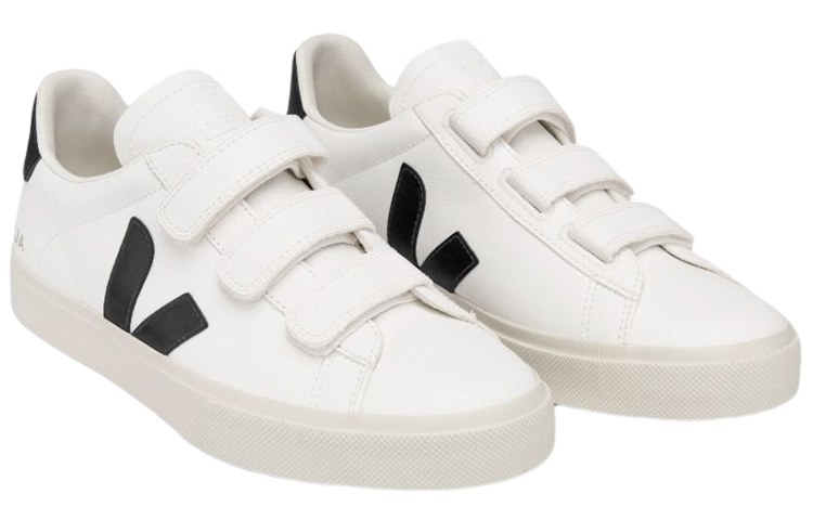VEJA Recife White Black