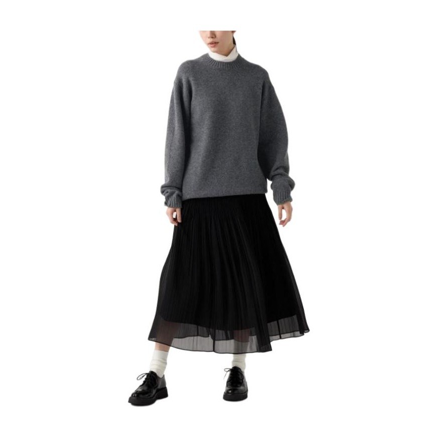 UNIQLO Sweater