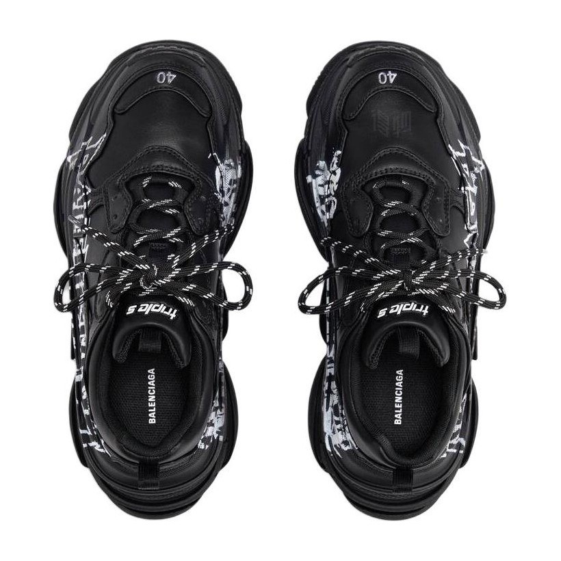 Balenciaga Triple S Black
