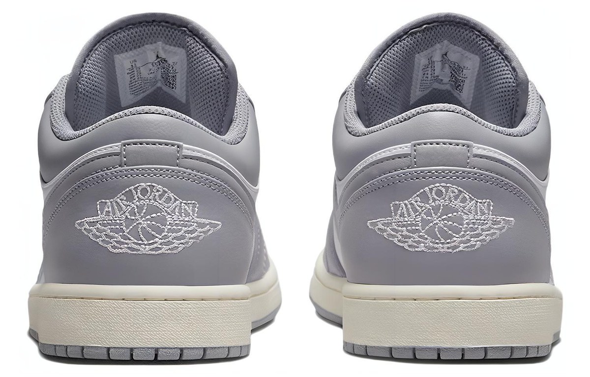 Jordan Air Jordan 1 Stealth White