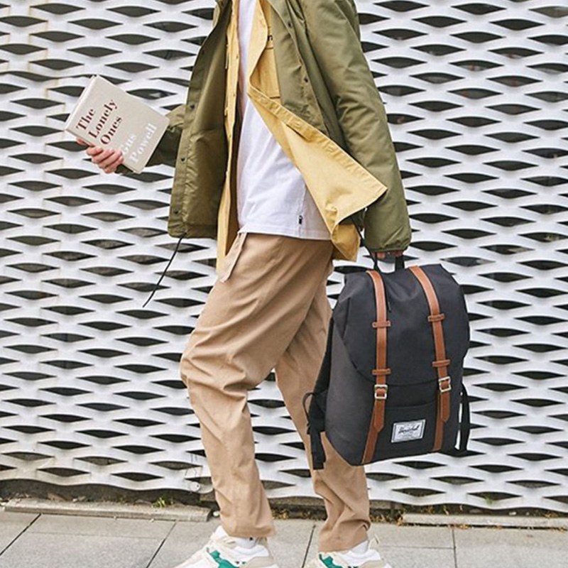 Herschel Retreat Black