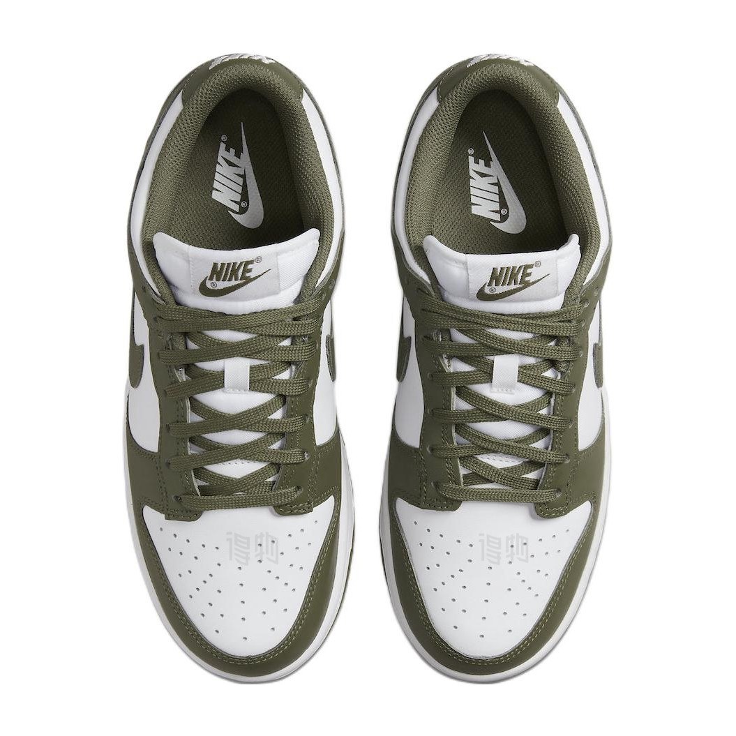 Nike Dunk Low "Medium Olive"