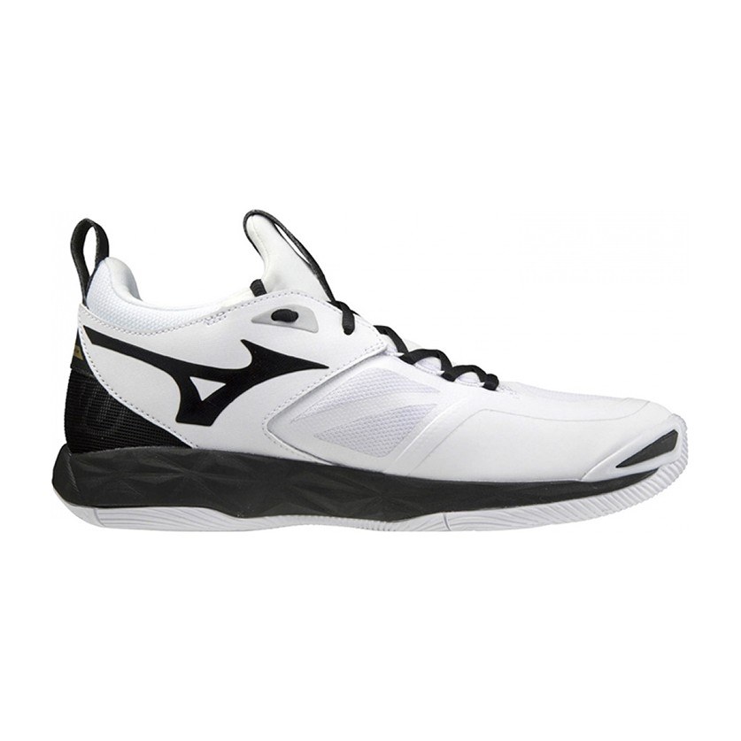 Mizuno Wave Momentum 2 Black White