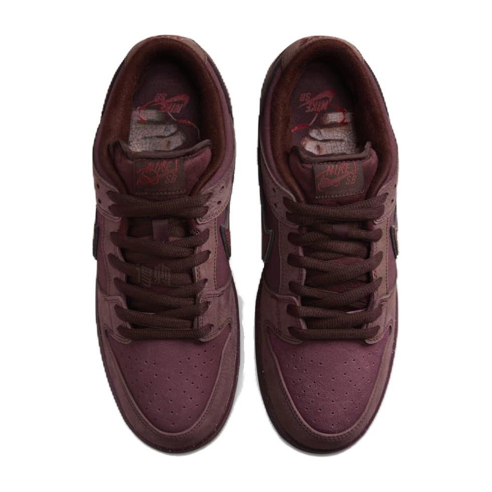 Nike Dunk SB "Burgundy Crush" Valentines