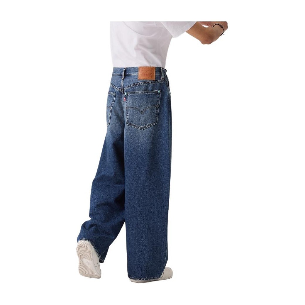Levi's