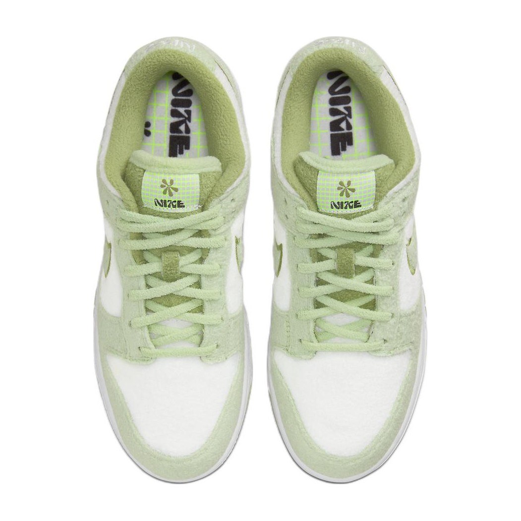 Nike Dunk Low "Fleece"
