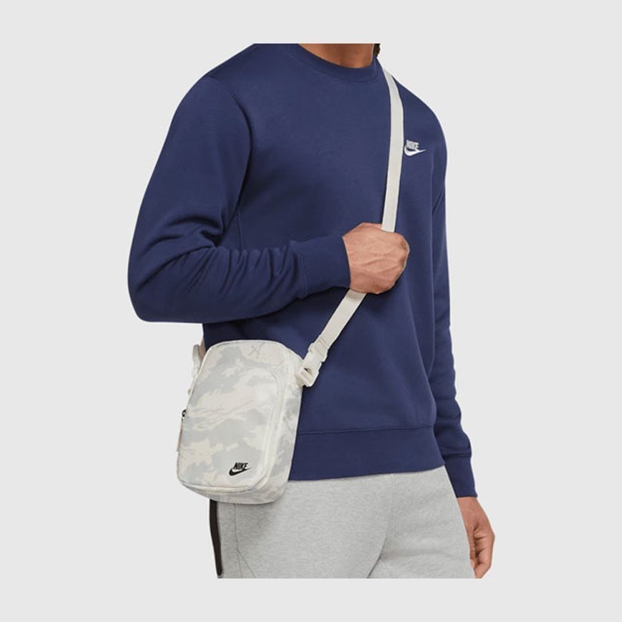 Nike Heritage Crossbody Bag White