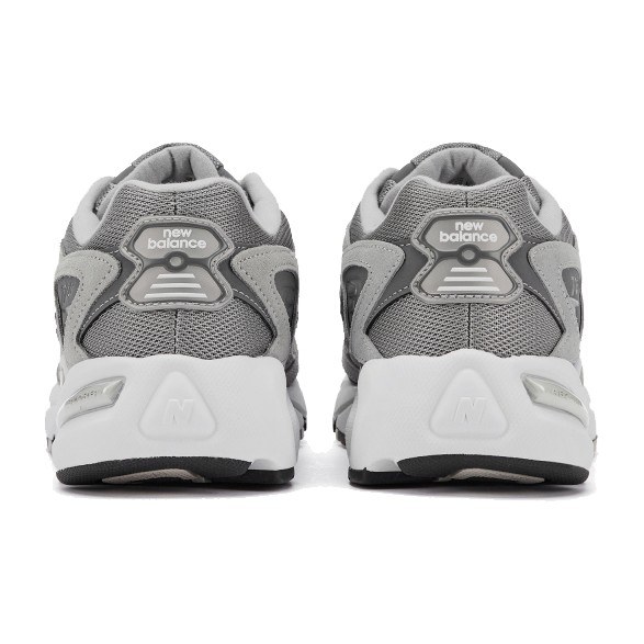 New Balance 725 Y2K