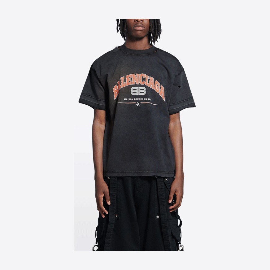 Balenciaga Maison SS22