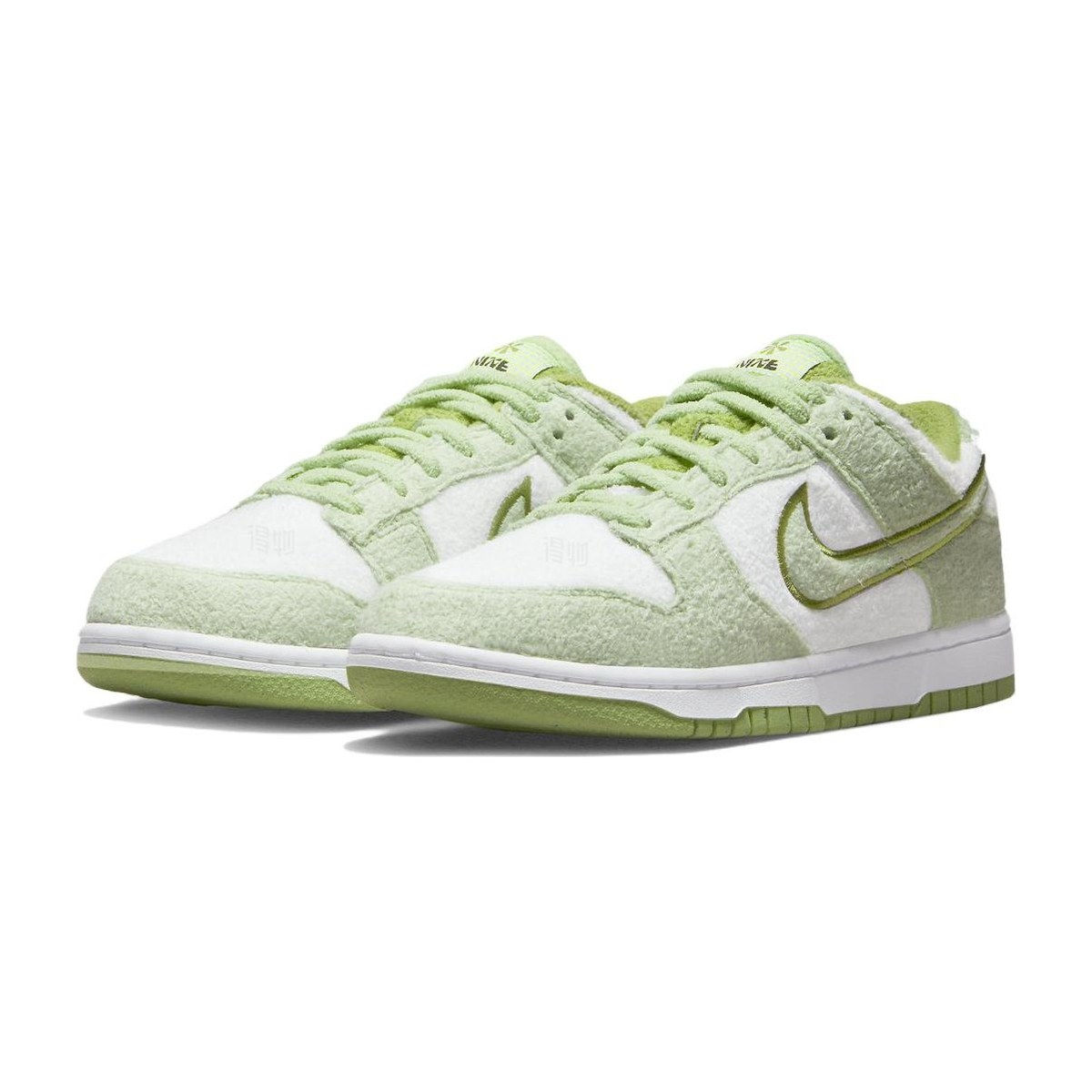 Nike Dunk Low "Fleece"