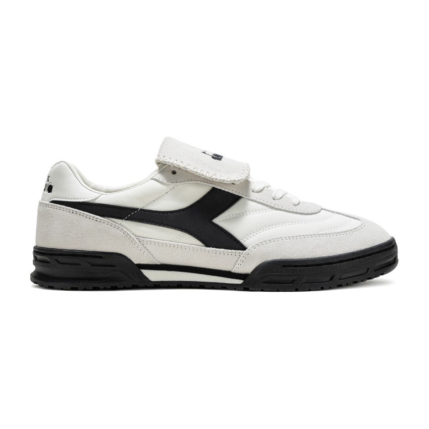 Diadora Chant