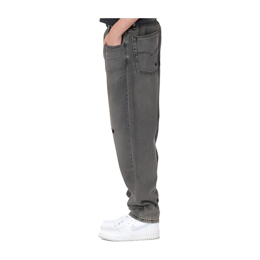 Levis