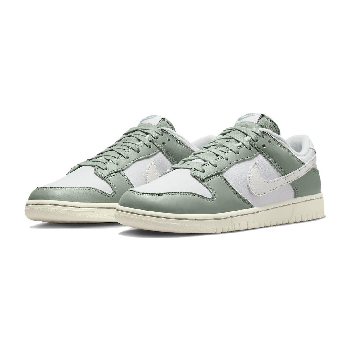 Nike Dunk Low "Mica Green"
