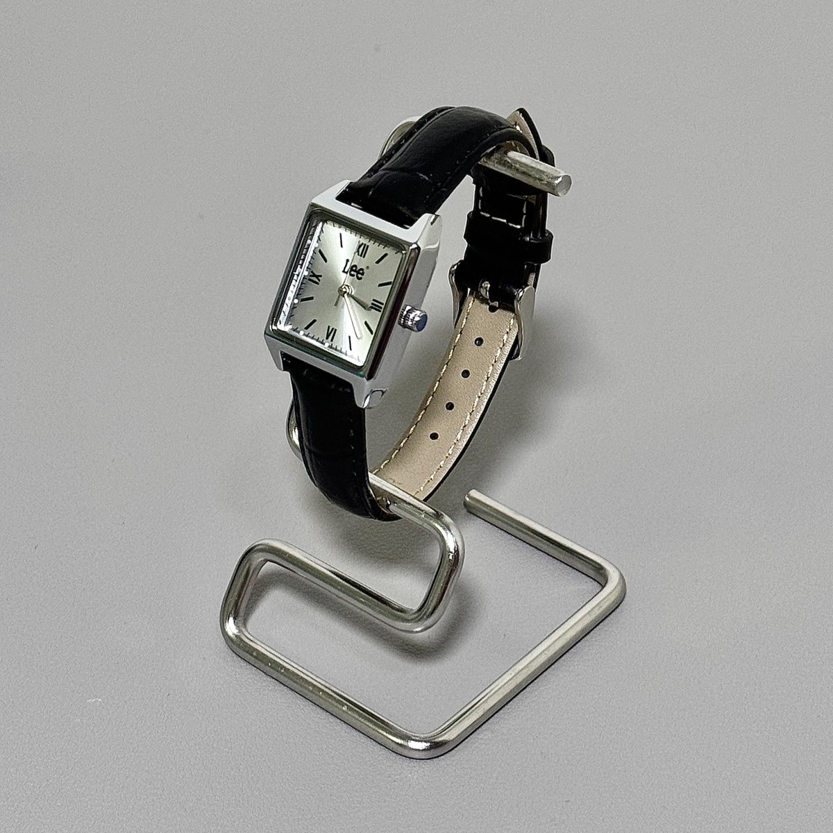 Lee Watch