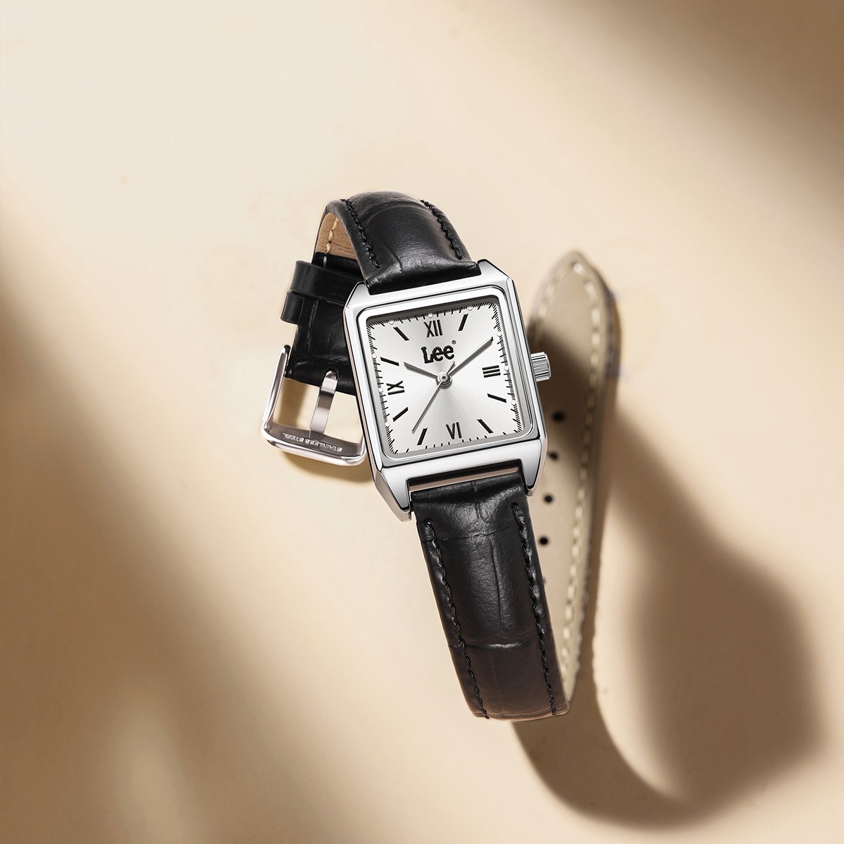 Lee Watch