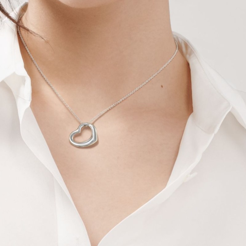 Tiffany & Co. Elsa Peretti Heart Pendant Necklace