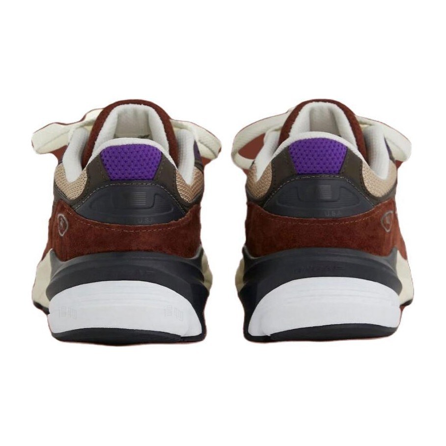New Balance 990 V6 Brown