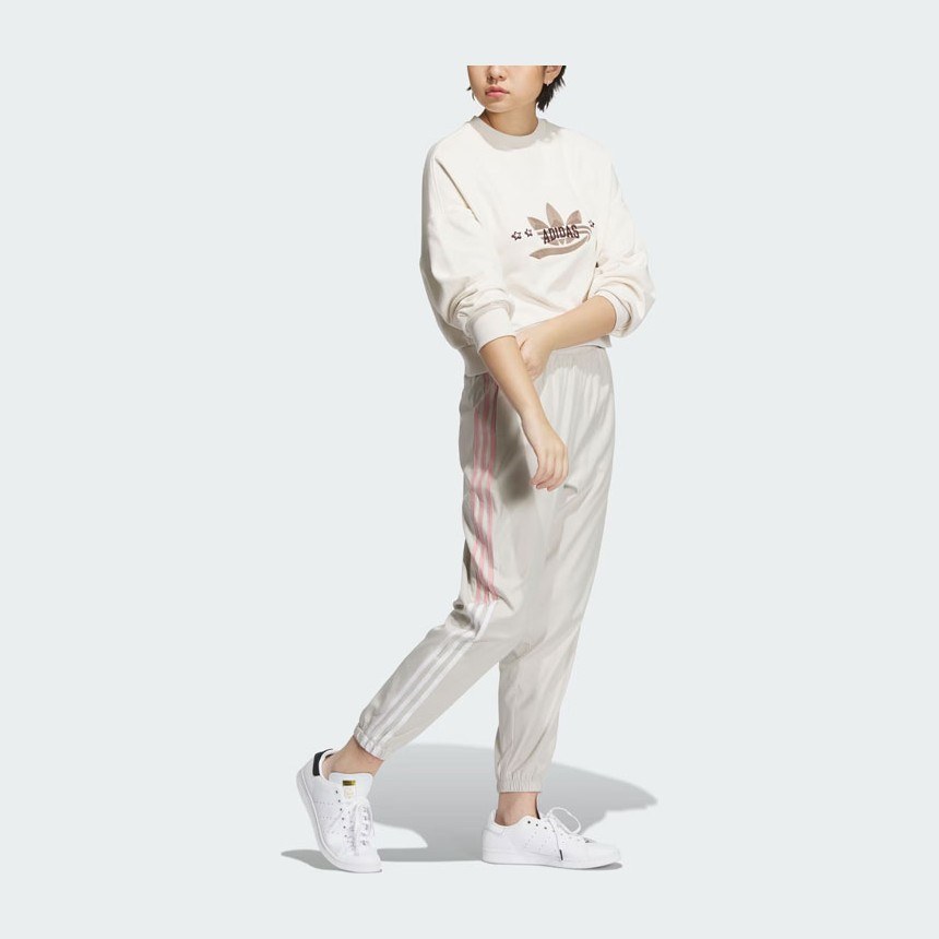 adidas originals Sportswear Hoodie Logo