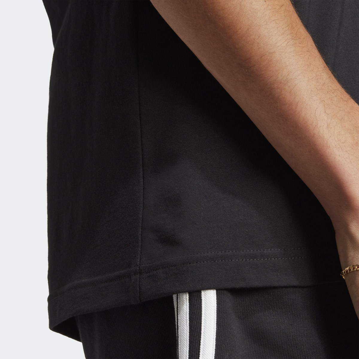 adidas originals LogoT