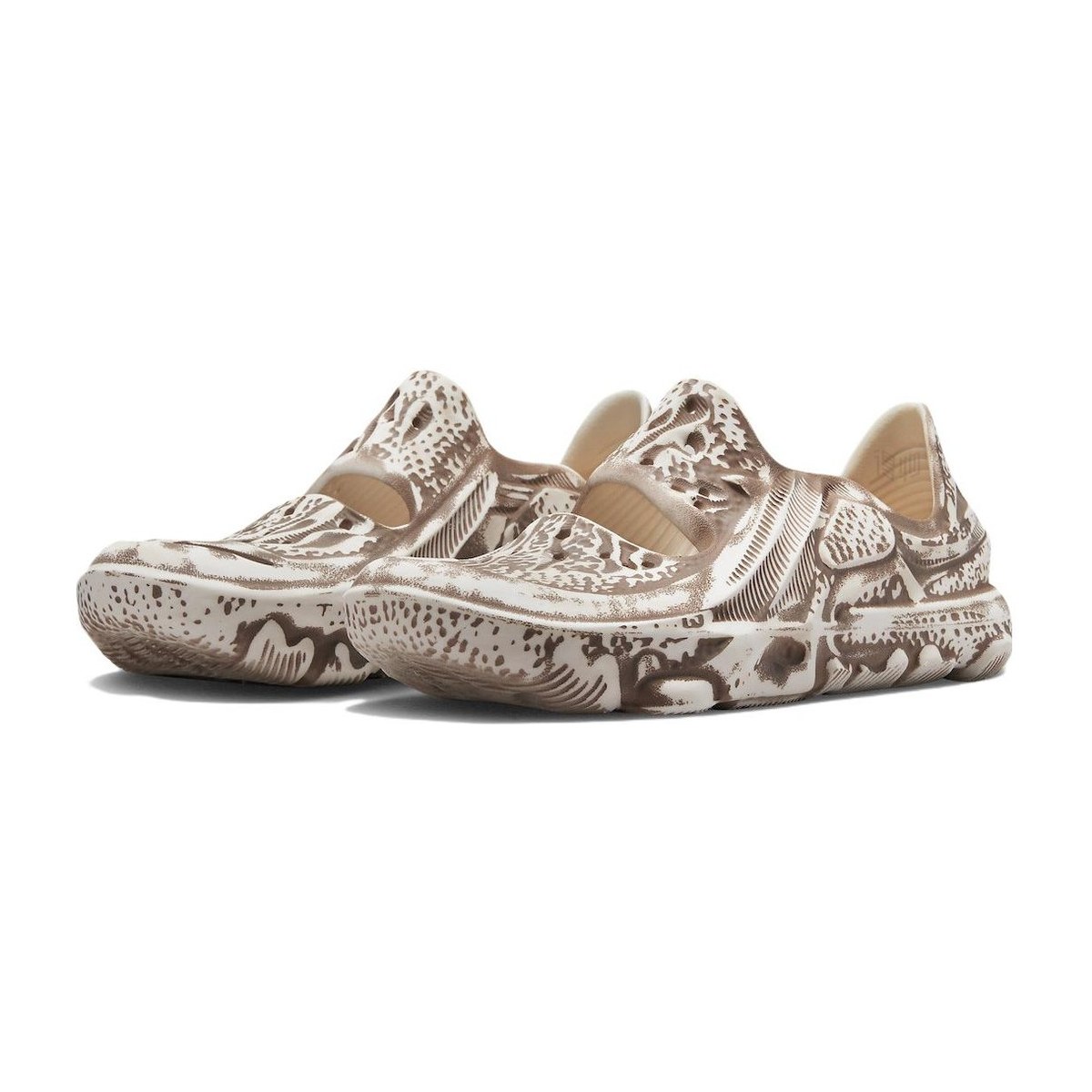 Nike ISPA Universal "Natural and Desert Dust"