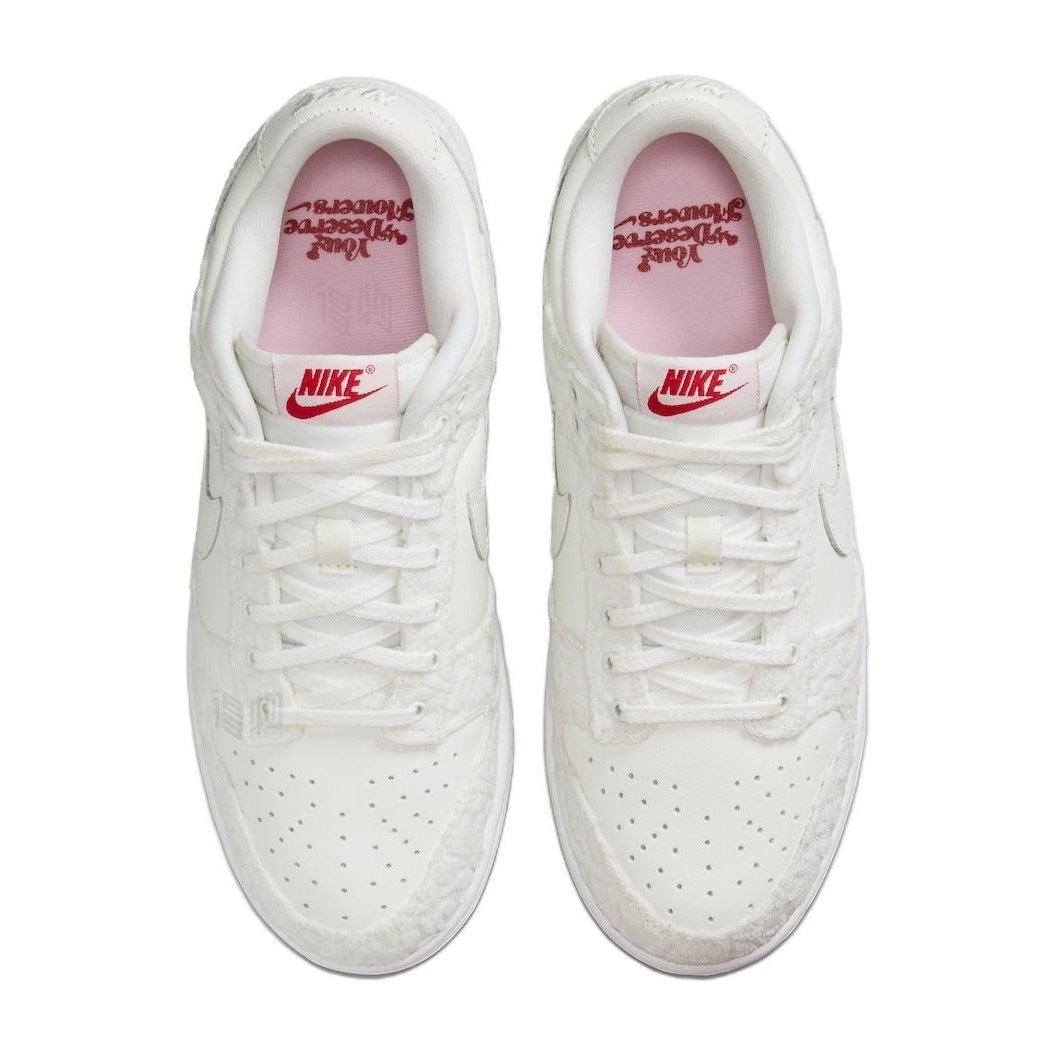 Nike Dunk WMNS "Give Her Flowers"