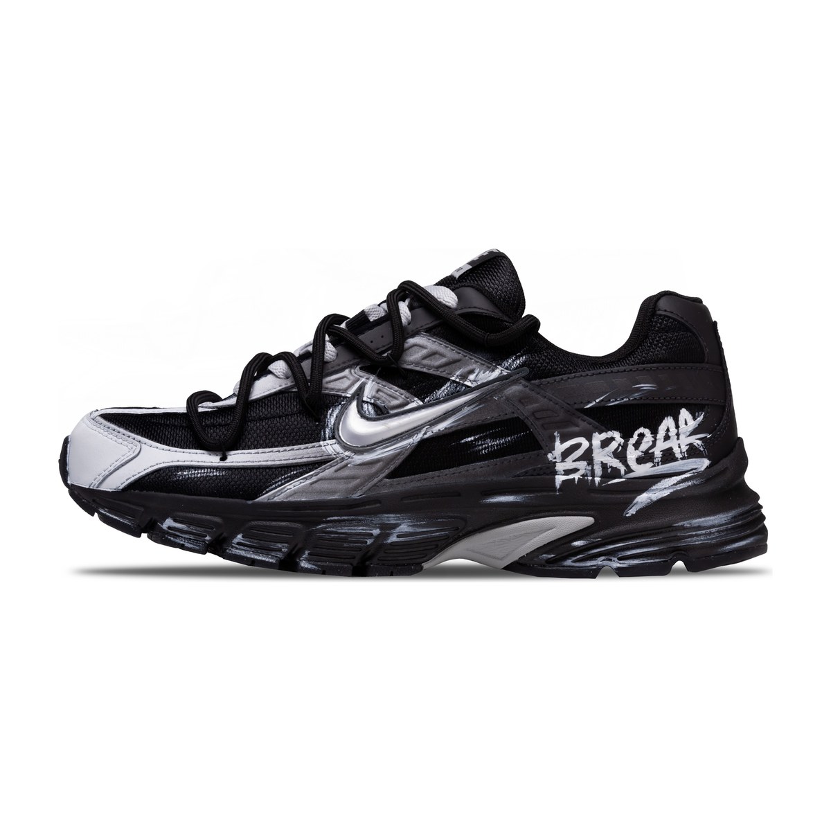 Nike Initiator
