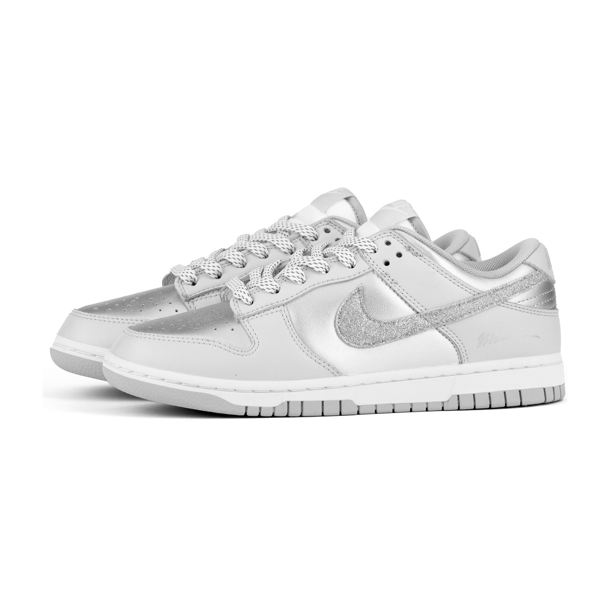 Nike Dunk Low Retro Silver