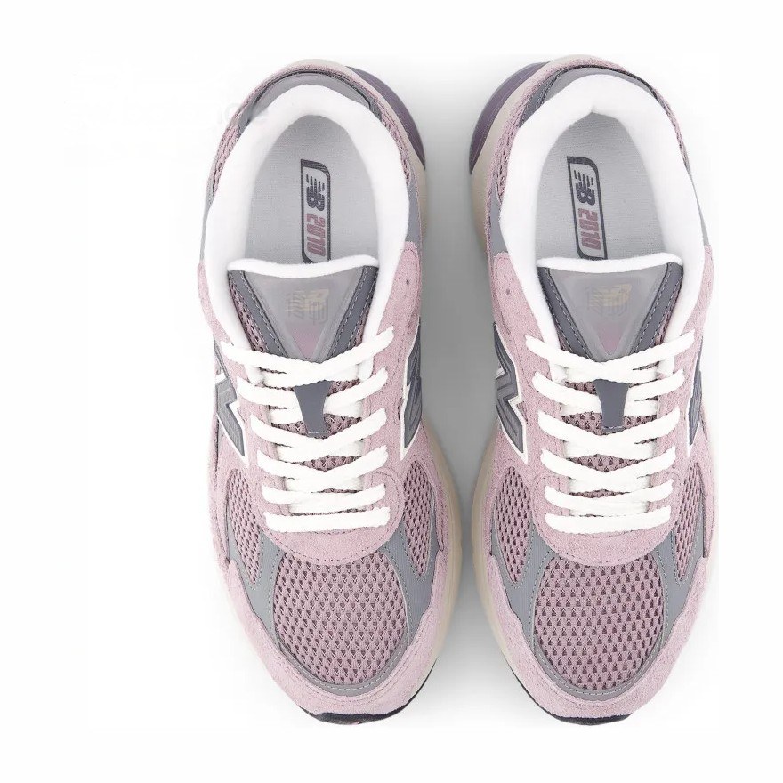 New Balance 2010