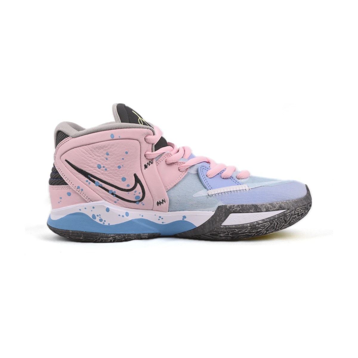 Nike Kyrie 8 Infinity