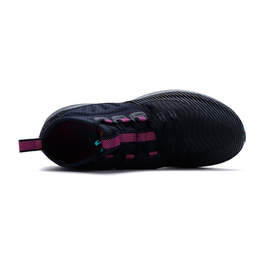 New Balance Cypher Run Black